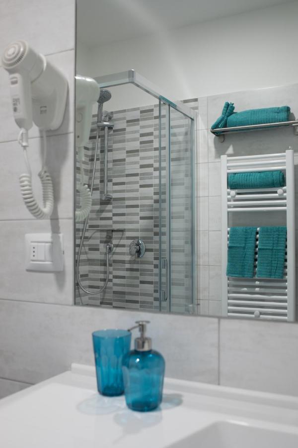 Aspio Residence Камерано Екстериор снимка